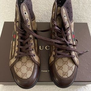Gucci Beige ebony cocoa sneaker with green and red web